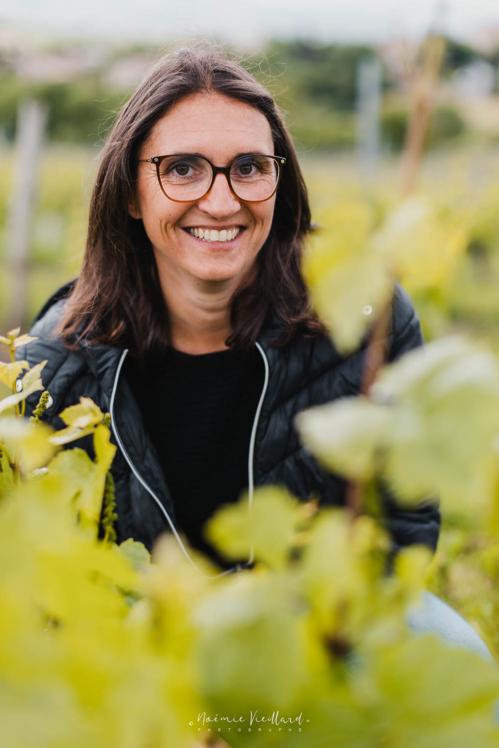 FRANCE - AUVERGNE VOLCANIC WINES ON THE RISE Portrait d'Amandine Gueguen, viticultrice en Auvergne.